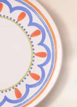 Piatto da pizza in ceramica con orlo decorato