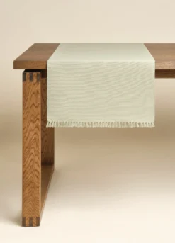 Runner in cotone bio con frange