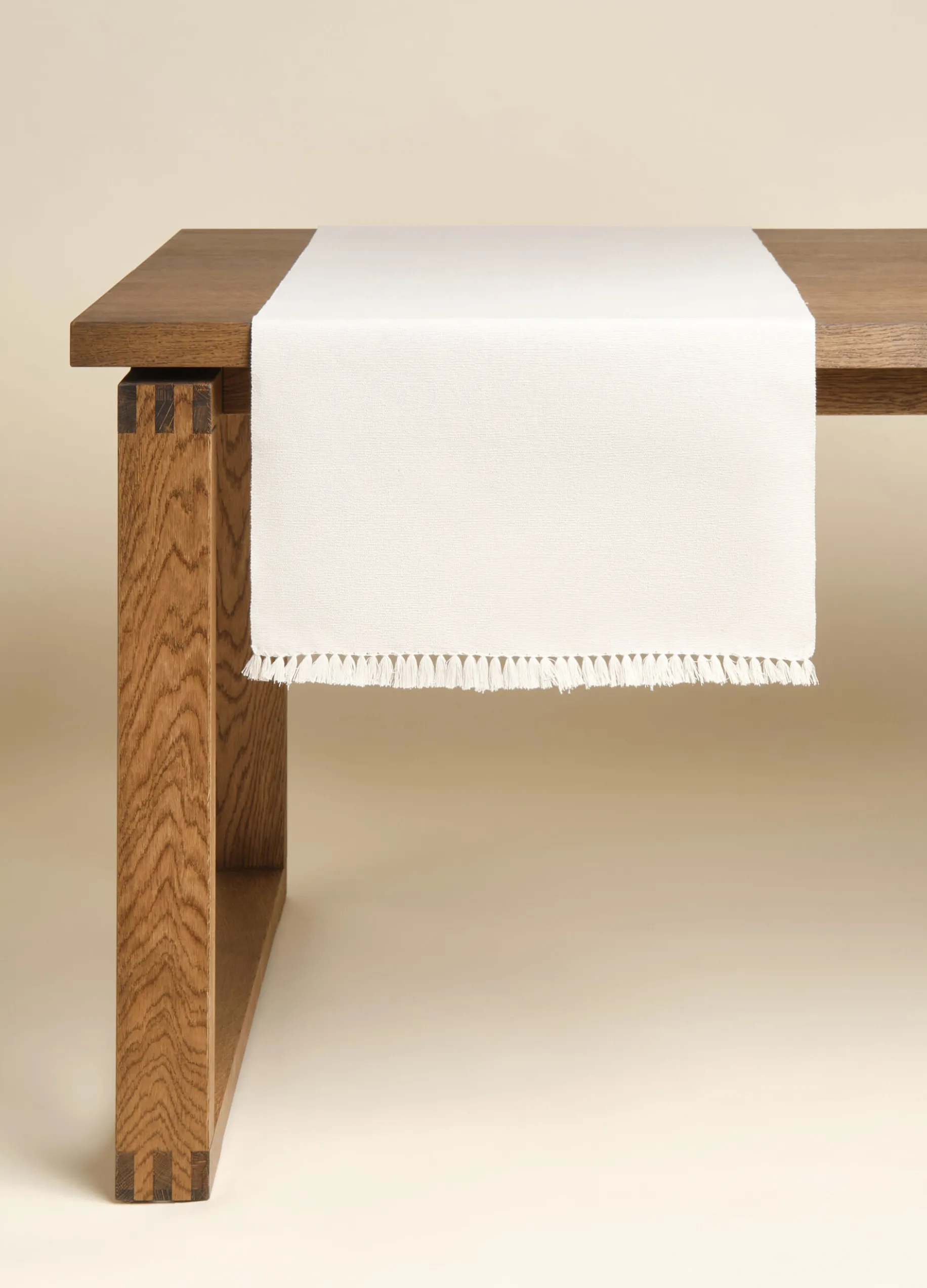 Runner in cotone bio con frange