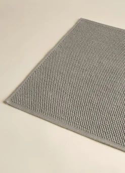 Tappetino bagno in cotone con motivo 3D