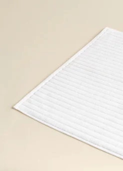 Tappeto in puro cotone jacquard a righe Made in Portugal